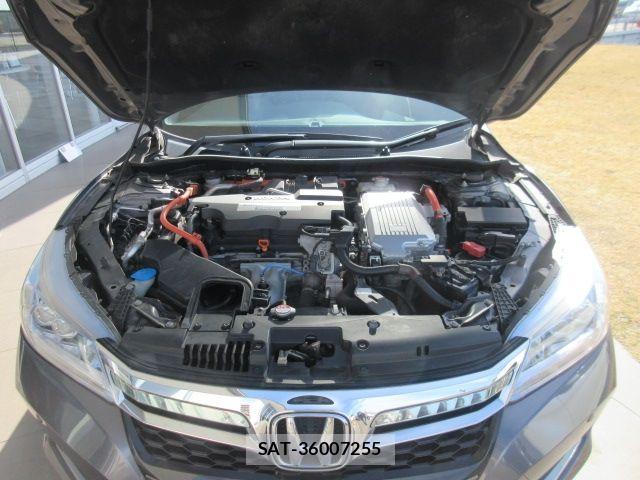 Honda ACCORD HYBRID 2013-10 6715538-28