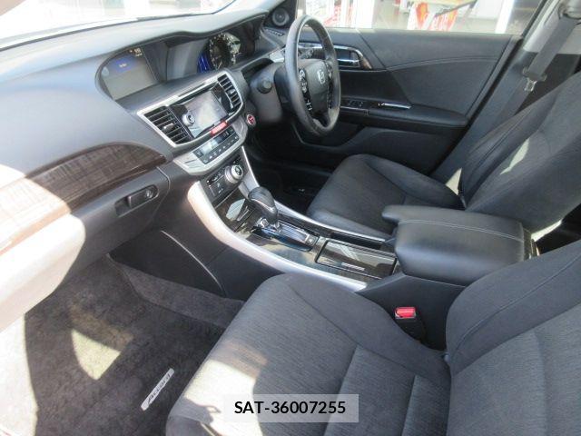 Honda ACCORD HYBRID 2013-10 6715538-5