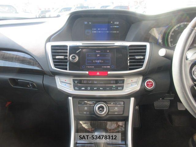 Honda ACCORD HYBRID 2013-10 6715536-11