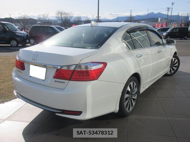 Honda ACCORD HYBRID 2013-10 6715536-2