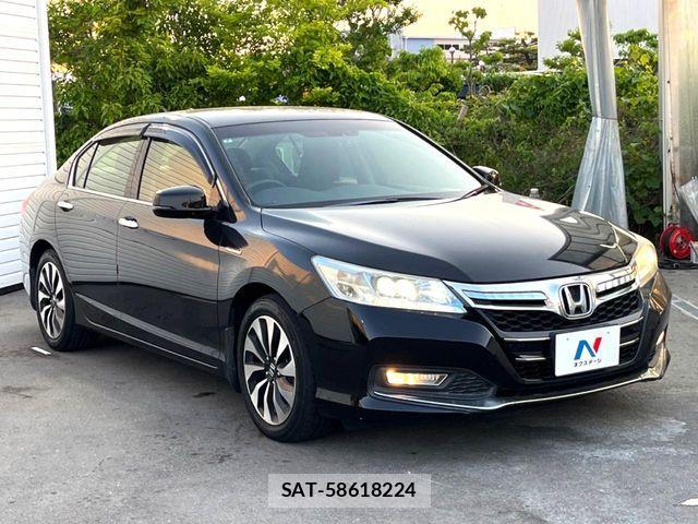 Honda ACCORD HYBRID 2015-07 6986098-14