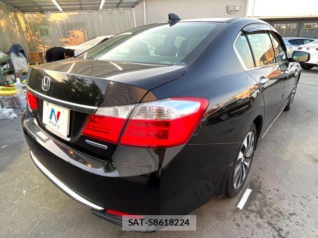 Honda ACCORD HYBRID 2015-07 6986098-15