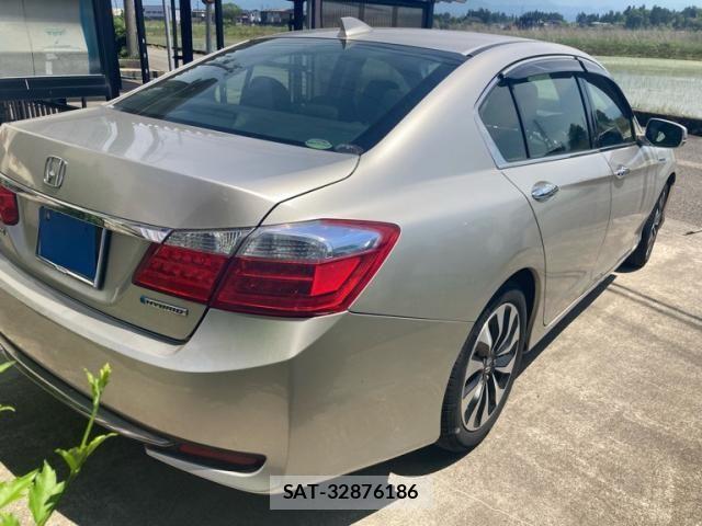 Honda ACCORD HYBRID 2014-06 6986064-2