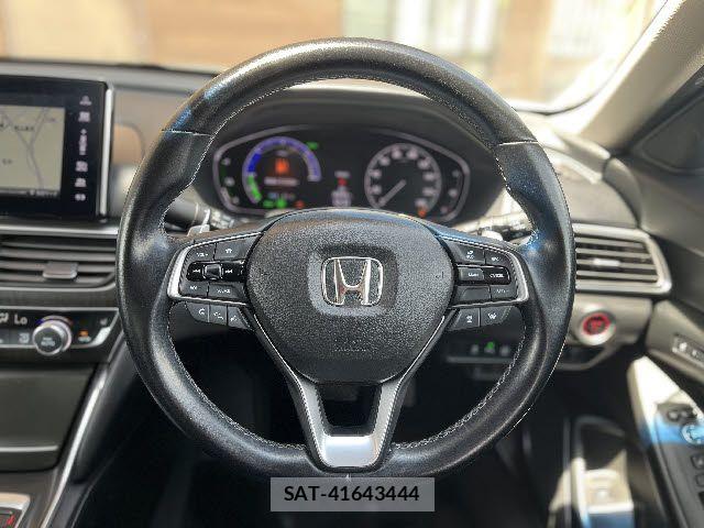 Honda ACCORD HYBRID 2020-07 6986024-13