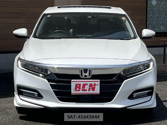 Honda ACCORD HYBRID 2020-07 6986024-21