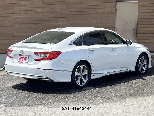 Honda ACCORD HYBRID 2020-07 6986024-2