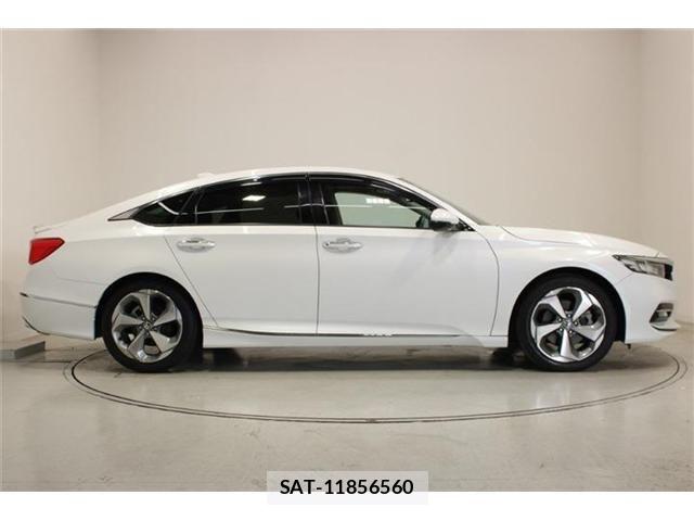 Honda ACCORD HYBRID 2022-01 7057069-13