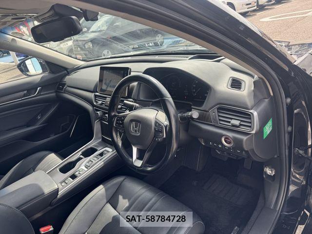 Honda ACCORD HYBRID 2021-07 7057071-12