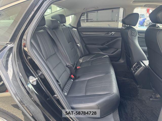 Honda ACCORD HYBRID 2021-07 7057071-14