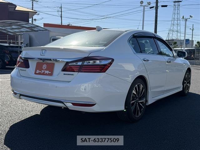 Honda ACCORD HYBRID 2016-06 7213921-22