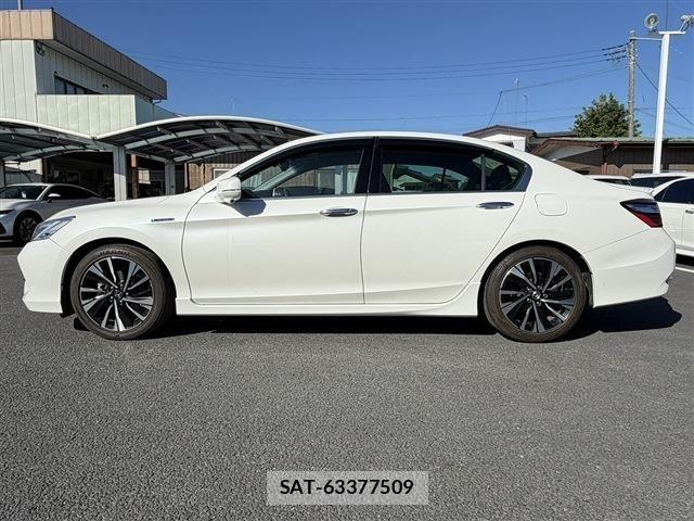 Honda ACCORD HYBRID 2016-06 7213921-8