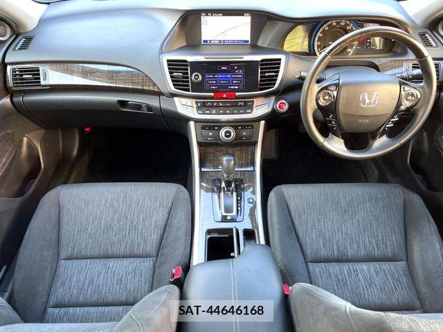 Honda ACCORD HYBRID 2014-04 7213915-1