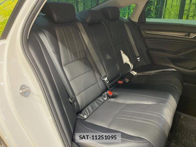 Honda ACCORD HYBRID 2020-09 7213943-8