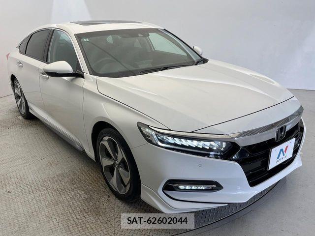 Honda ACCORD HYBRID 2021-07 7213941-16