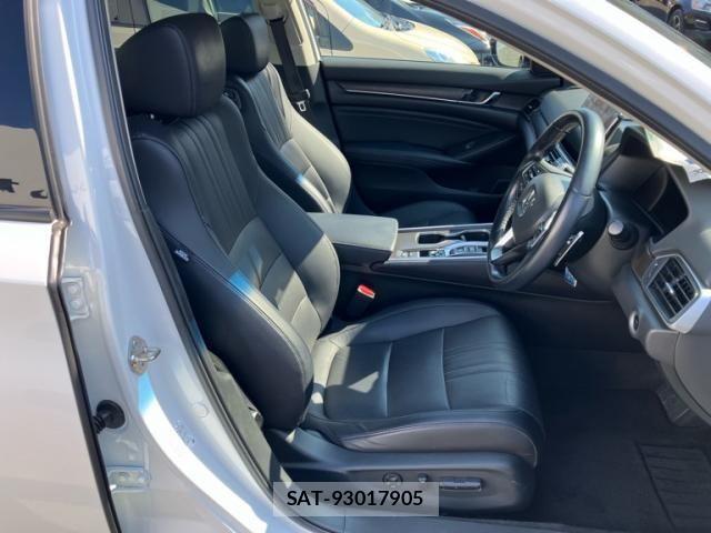 Honda ACCORD HYBRID 2021-07 7213948-12