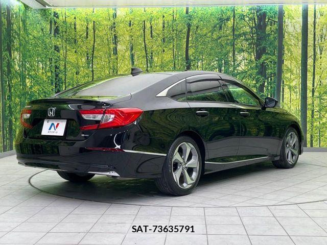 Honda ACCORD HYBRID 2021-10 7213950-17