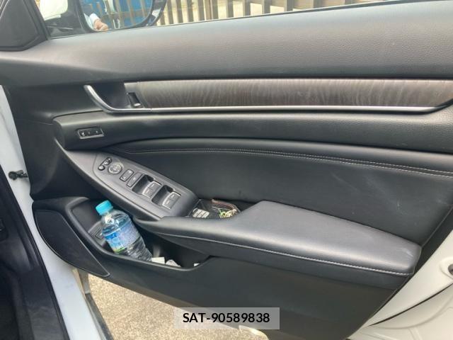 Honda ACCORD HYBRID 2021-11 7213949-14