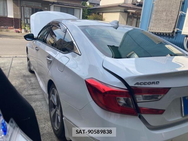 Honda ACCORD HYBRID 2021-11 7213949-6