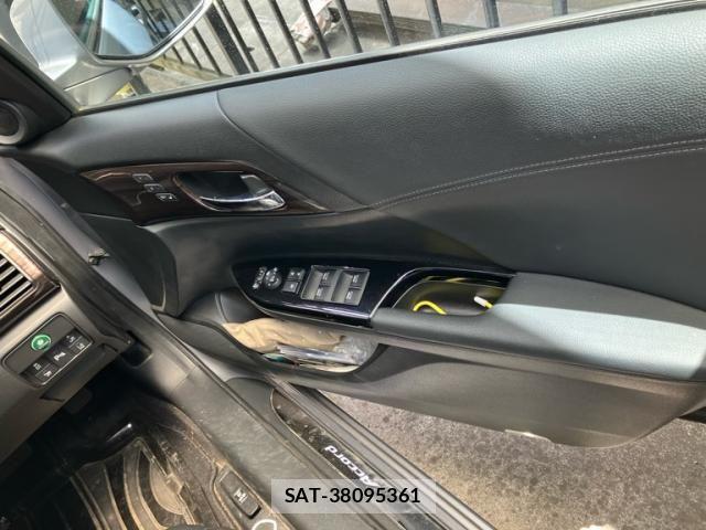 Honda ACCORD HYBRID 2016-08 7213929-13