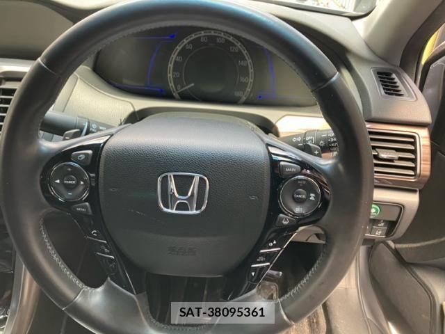 Honda ACCORD HYBRID 2016-08 7213929-16