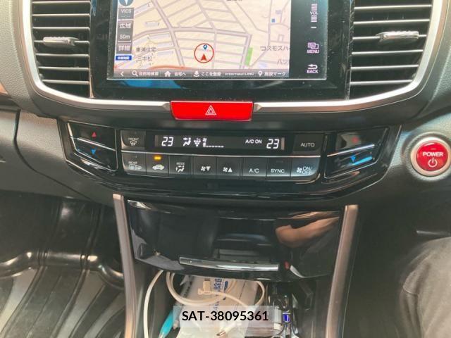 Honda ACCORD HYBRID 2016-08 7213929-21