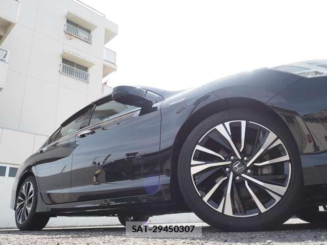 Honda ACCORD HYBRID 2016-09 7213922-6