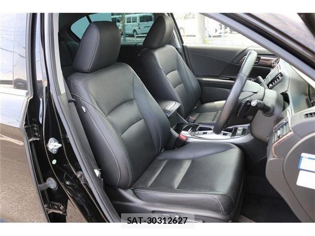 Honda ACCORD HYBRID 2016-11 7213925-15