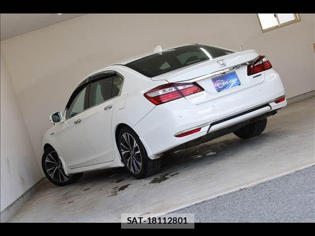 Honda ACCORD HYBRID 2016-06 7249628-10