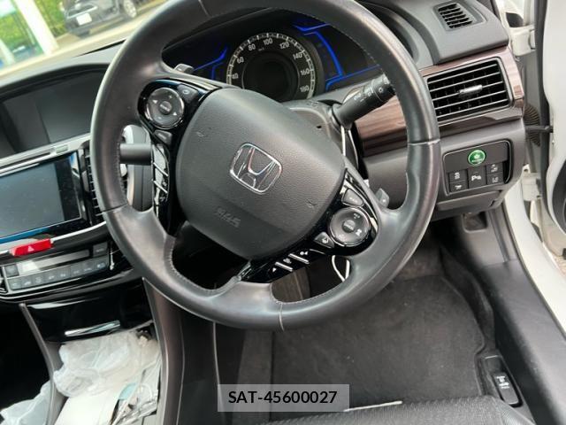 Honda ACCORD HYBRID 2016-10 7325044-14