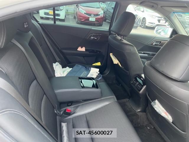 Honda ACCORD HYBRID 2016-10 7325044-17