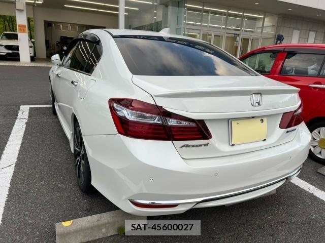 Honda ACCORD HYBRID 2016-10 7325044-3