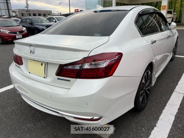 Honda ACCORD HYBRID 2016-10 7325044-5