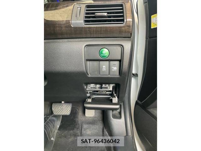 Honda ACCORD HYBRID 2013-07 7356593-19