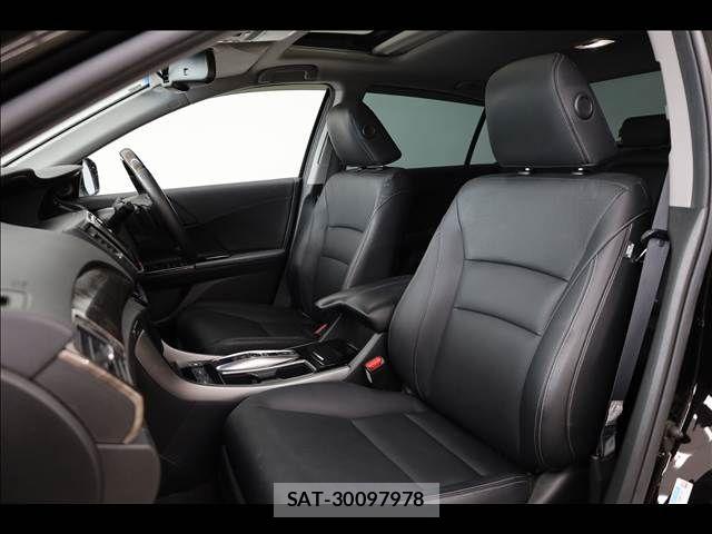 Honda ACCORD HYBRID 2017-06 7390869-17
