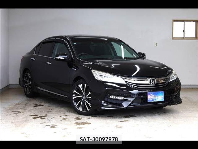 Honda ACCORD HYBRID 2017-06 7390869-1