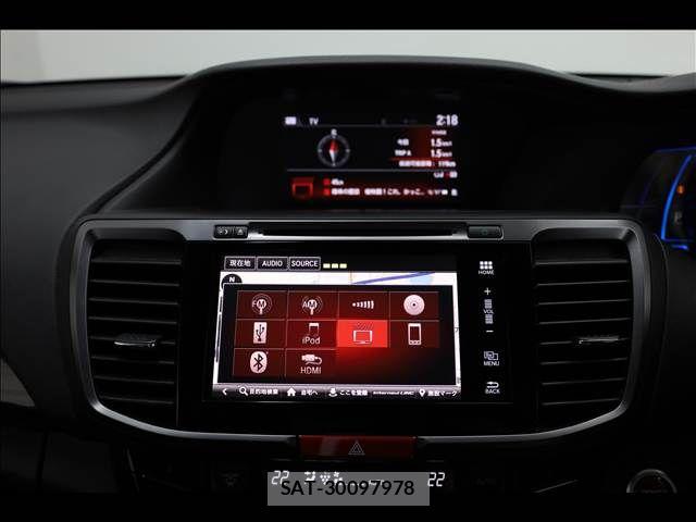 Honda ACCORD HYBRID 2017-06 7390869-6