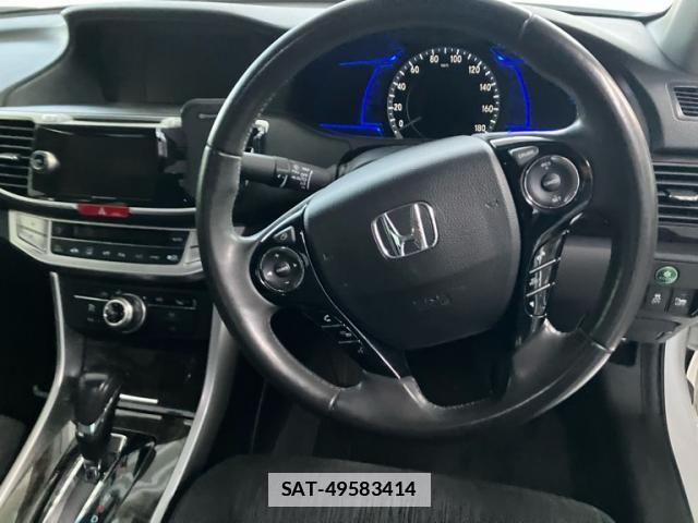 Honda ACCORD HYBRID 2015-08 7452558-14
