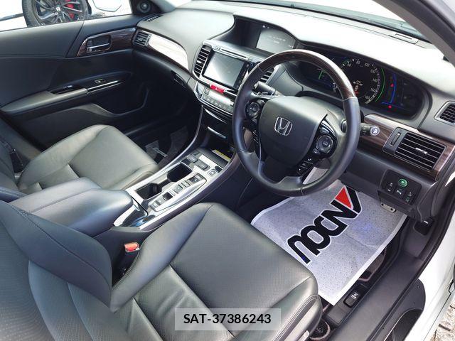 Honda ACCORD HYBRID 2016-11 7508018-10