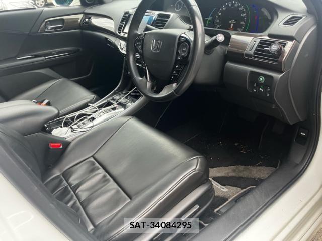 Honda ACCORD HYBRID 2016-10 7499289-15