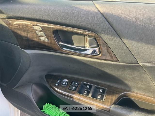 Honda ACCORD HYBRID 2014-02 7781976-8