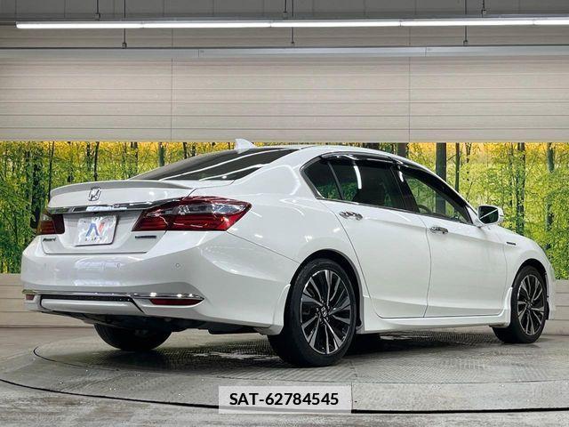 Honda ACCORD HYBRID 2017-02 7782158-16