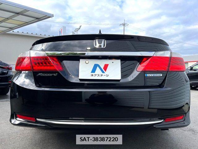 Honda ACCORD HYBRID 2014-05 7782069-12