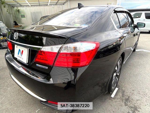 Honda ACCORD HYBRID 2014-05 7782069-16
