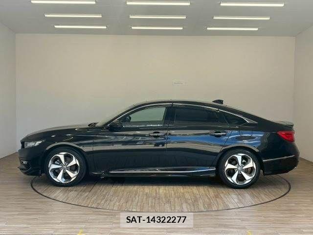 Honda ACCORD HYBRID 2021-06 7960228-14