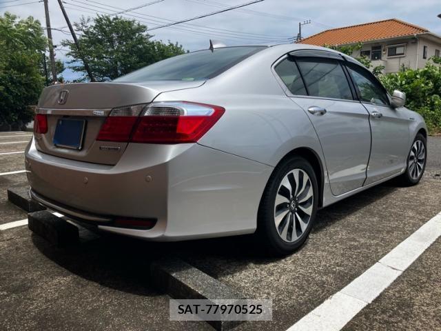 Honda ACCORD HYBRID 2013-12 8034176-3