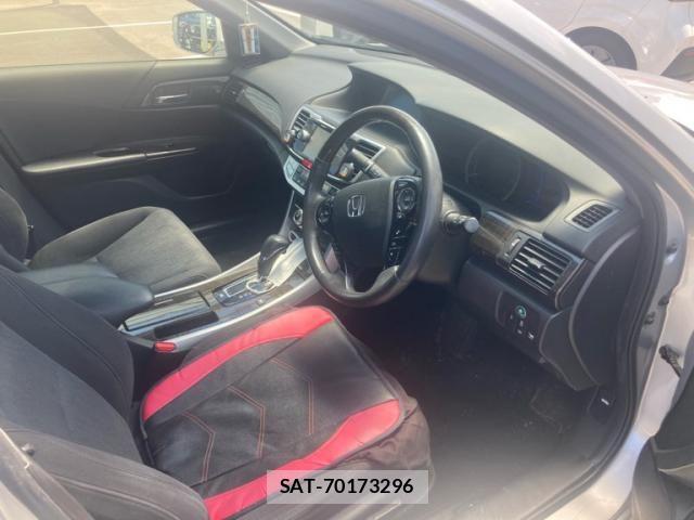 Honda ACCORD HYBRID 2014-01 8034179-13