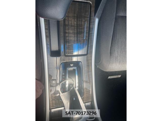 Honda ACCORD HYBRID 2014-01 8034179-18