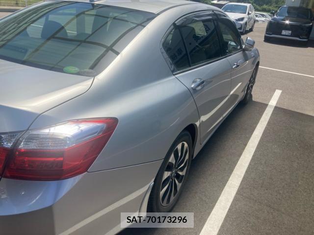 Honda ACCORD HYBRID 2014-01 8034179-5