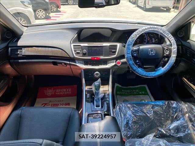 Honda ACCORD HYBRID 2014-01 8072638-2