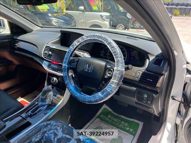 Honda ACCORD HYBRID 2014-01 8072638-3